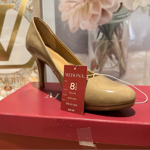 Merona heels, Vegan patent leather, Melanie style in beige/nude color, size 8.5 - Picture 11 of 16
